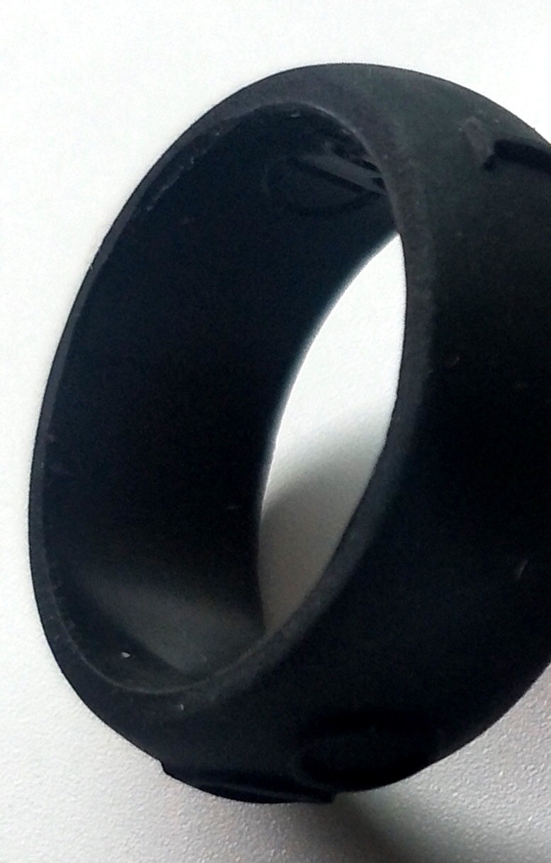 Silicone ring.
